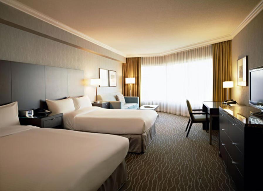 The Intercontinental Toronto Center, Delux suite,  Picture Courtesy Intercontinental