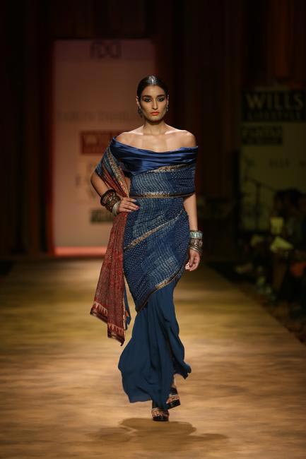 A beautiful midnight blue sari by Tarun Tahiliani