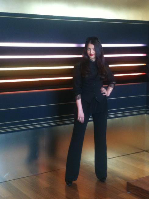 Aishwarya Rai Bachchan looked stunning in a black suit