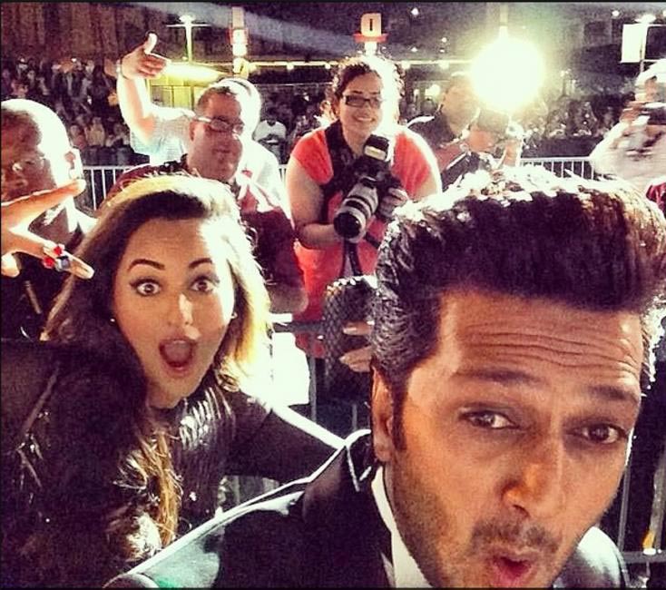 Ritesh Deshmukh and Sonakshi Sinha brought their crazies in tow!