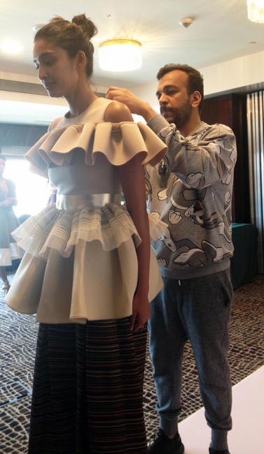 Behind the scenes from Amit Aggarwal's LFW fittings