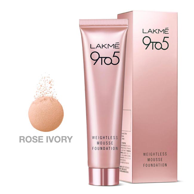 Lakmé 9to5 Weightless Mousse Foundation, Rs 575