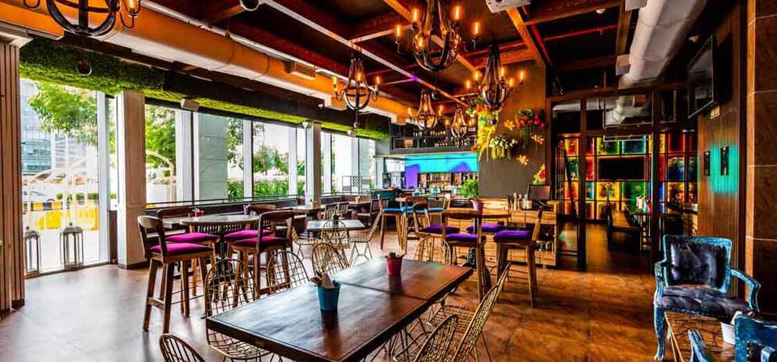 this-dining-spot-in-bkc-mumbai-will-be-your-new-favourite-haunt