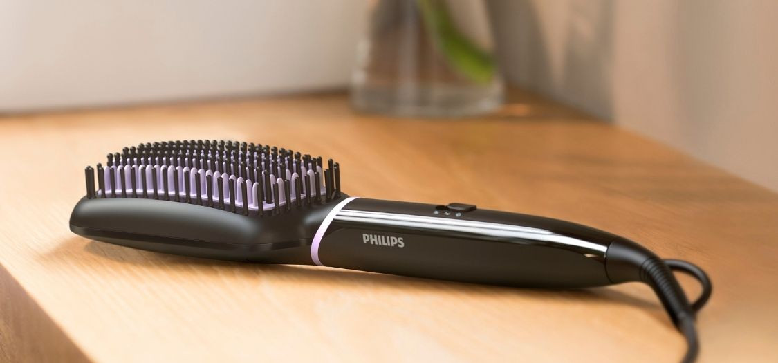 Philips Hair Straightener Brush: Our Time Crunch Amour | Grazia India