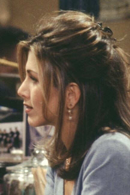 Favourite Rachel hairstyle? : r/howyoudoin