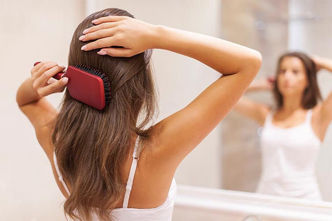 Hair Care Routine Detangle