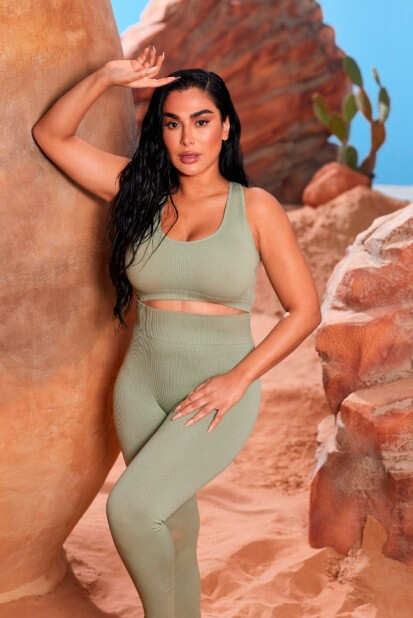 Huda Kattan On Loving Herself Entrepreneurship And Her New Brand Glowish Grazia India 