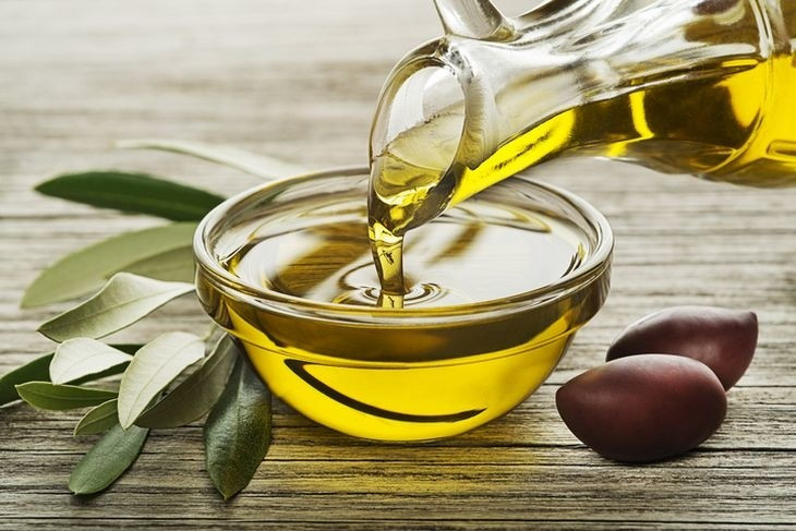Olive Oil Benefits for Hair