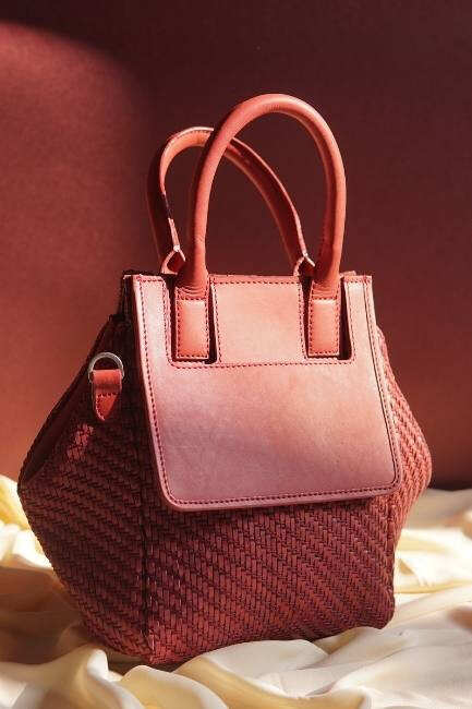 Luxury Brand Hermès to Launch New Handbag Made with Mushroom Leather