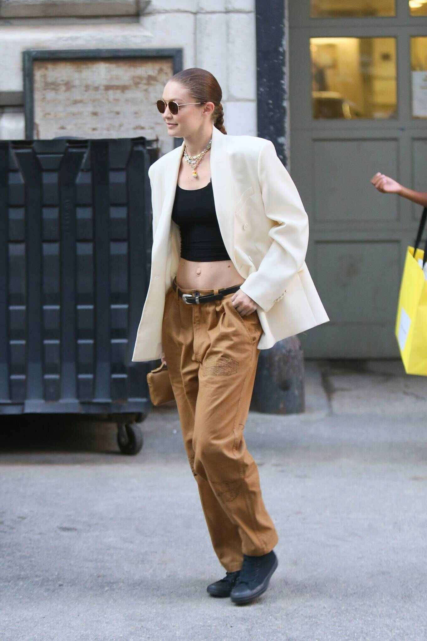 Celebrities Wearing Baggy Pants Photos Stars in Cargos Jeans