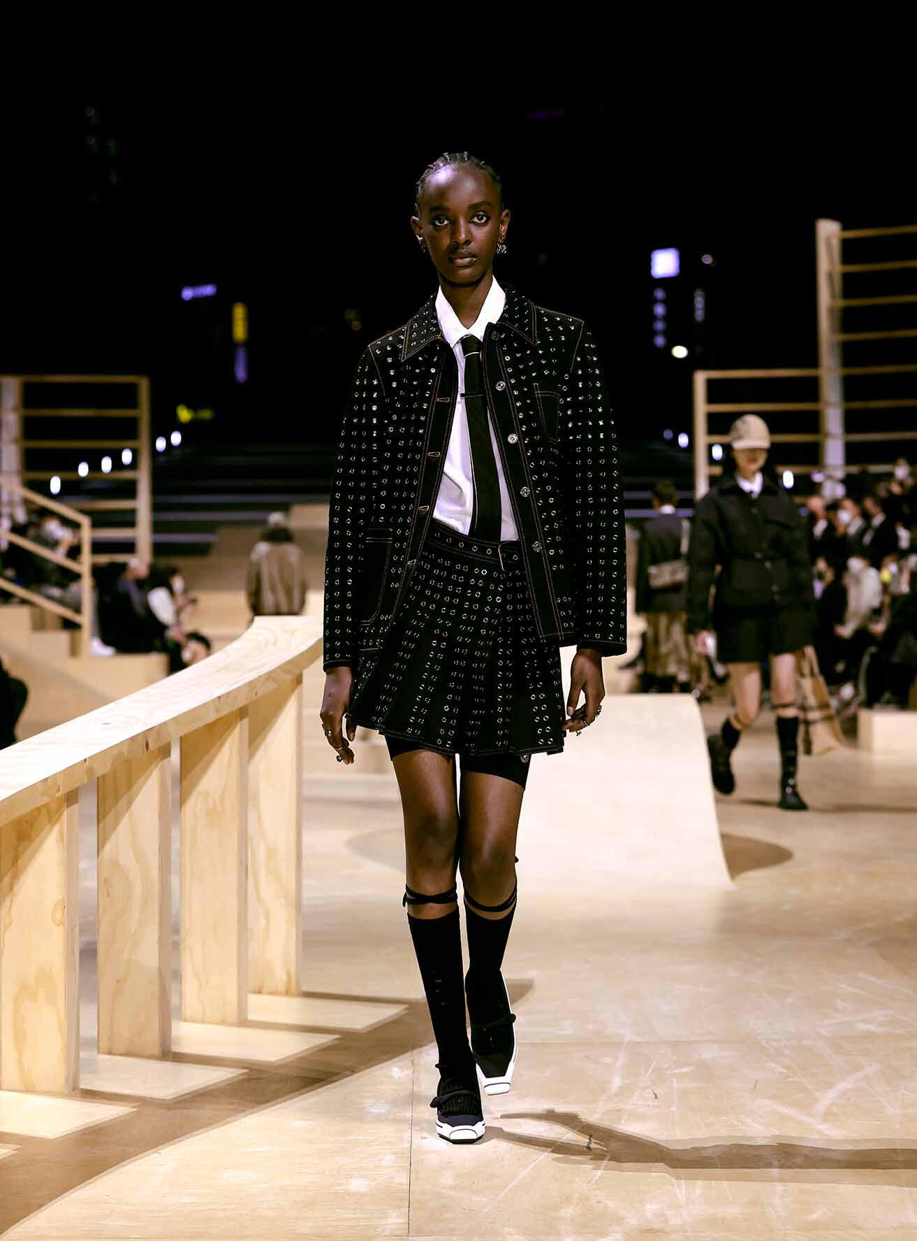 Dior's Fall 2022 Show Marks The Brand's Eye On South Korea's Rising Showbiz