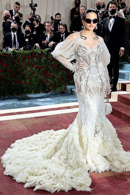 Best Dressed Celebrities At The Met Gala 2022 | Grazia India