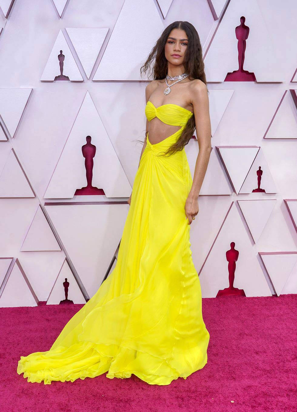 Zendaya Wore a Pink Bustier Gown Covered in Dozens of Rosettes to