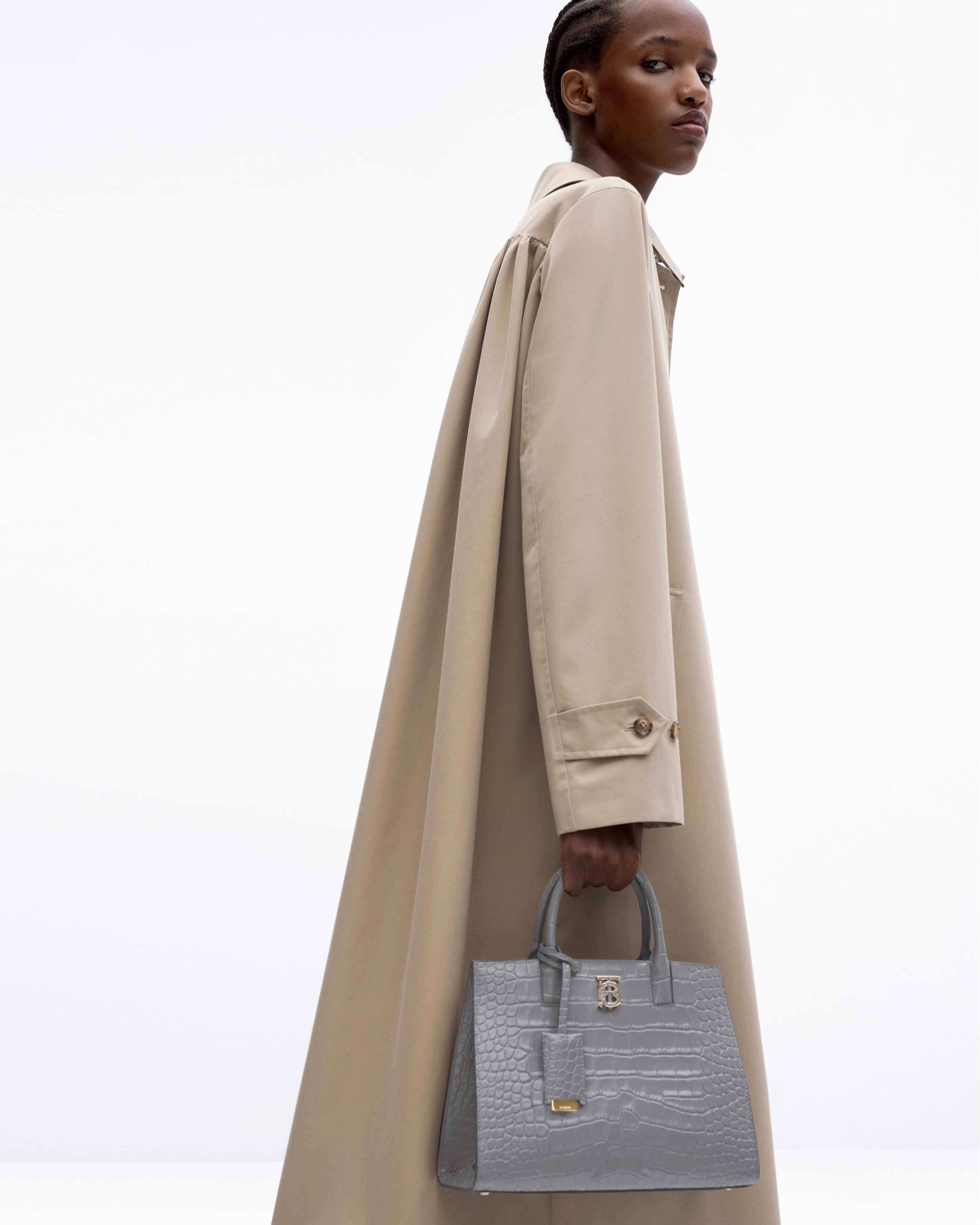 Burberry's Newest 'It' Bag is a Bag for All Seasons | Grazia India