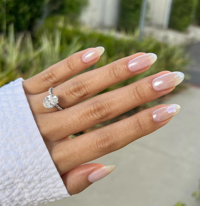 10+ Chic Valentine's Day Nail Ideas for That Girl - Christina Bee