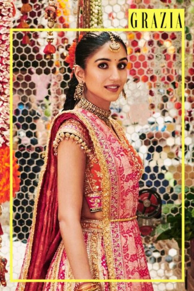 Recreate Radhika Merchant's Soft Glam For Your Next Bridal Function