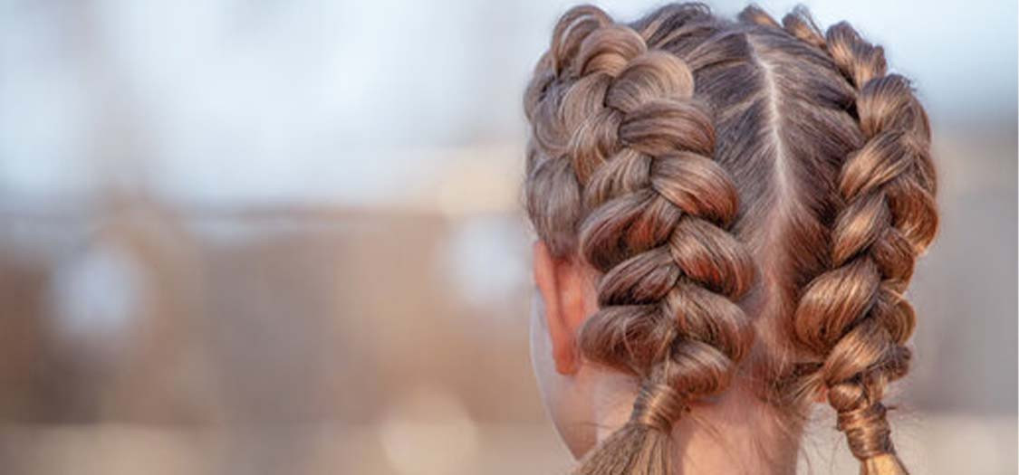 How to French Braid Your Hair: Step-by-Step Tutorial | POPSUGAR Beauty UK