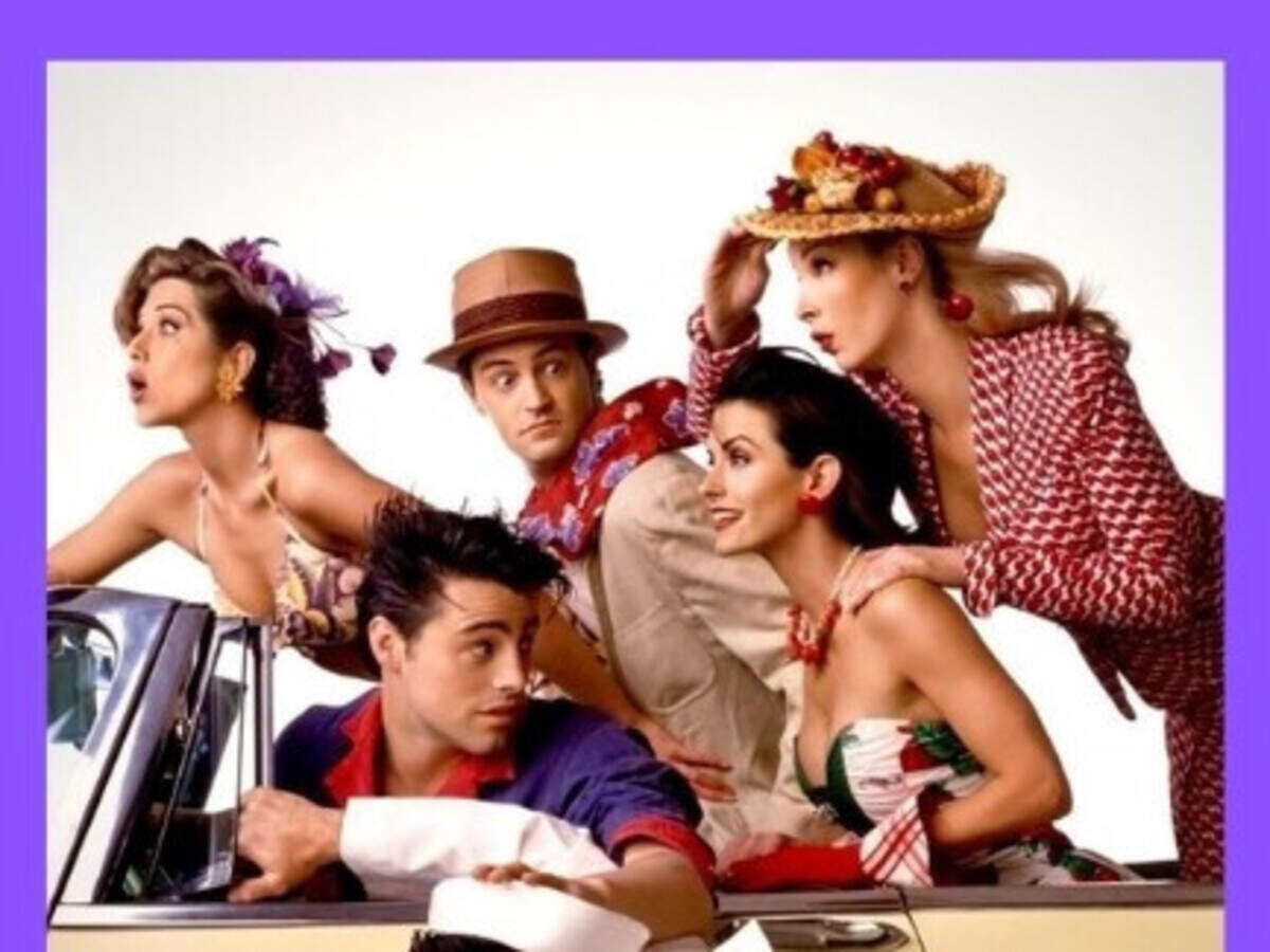 10 Outfits Worn On Friends That Will Inspire Your At Home Looks